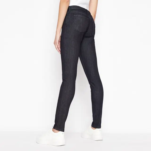 ARMANI EXCHANGE SS22