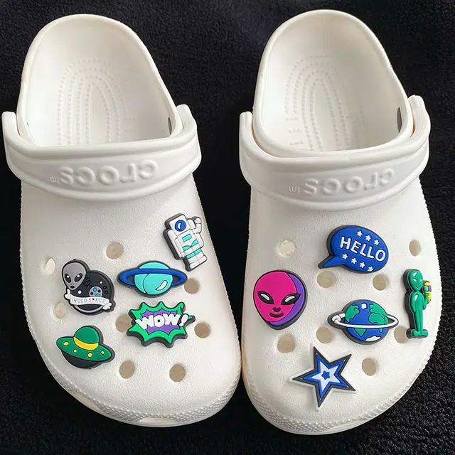 US8ACC UF0 crocsDIY