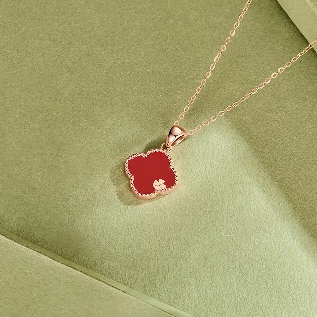 IS YOU 18K