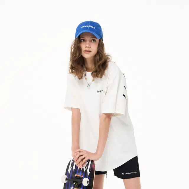 HARSH AND CRUEL Logo Handwritten Loose T-Shirt