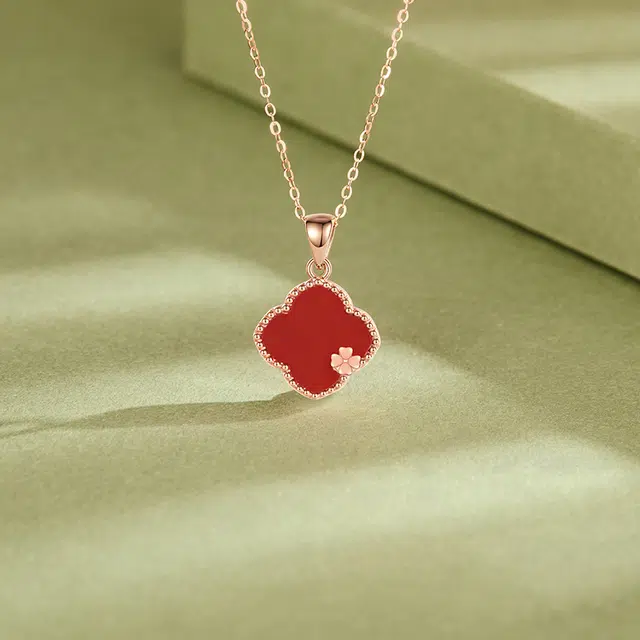 IS YOU 18K