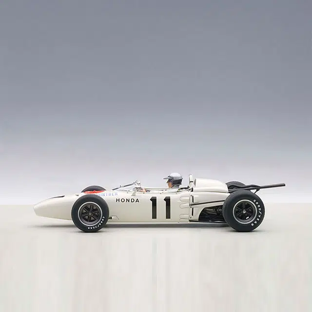 AUTOart 118 1965 HONDA RA272 F1 GRAND