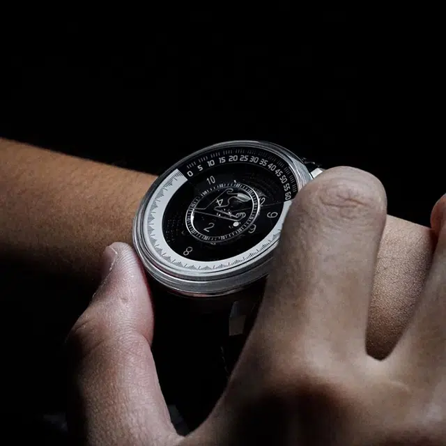FAB F-001