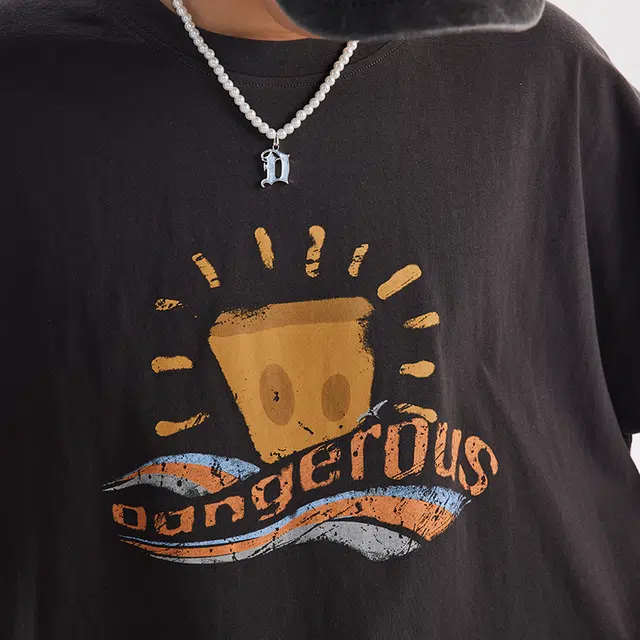 DANGEROUSPEOPLE T