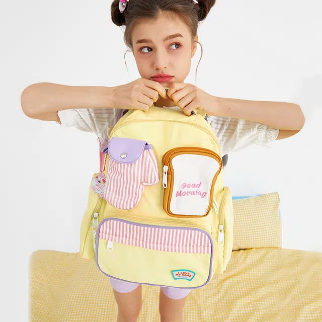 LOLA DESIGN