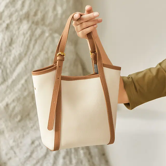 JANE KLAIN Tote