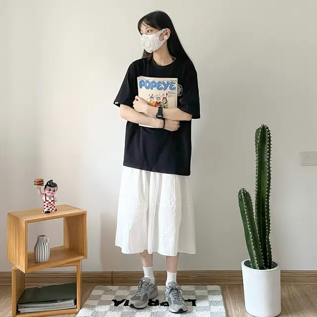 VIP Towel Embroidery Crewneck Tee