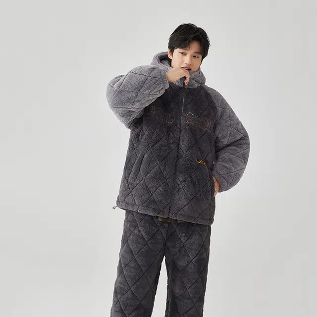 亲嘴猫冬季男士夹棉睡衣三层加厚珊瑚绒套装家居服连帽保暖可外穿
