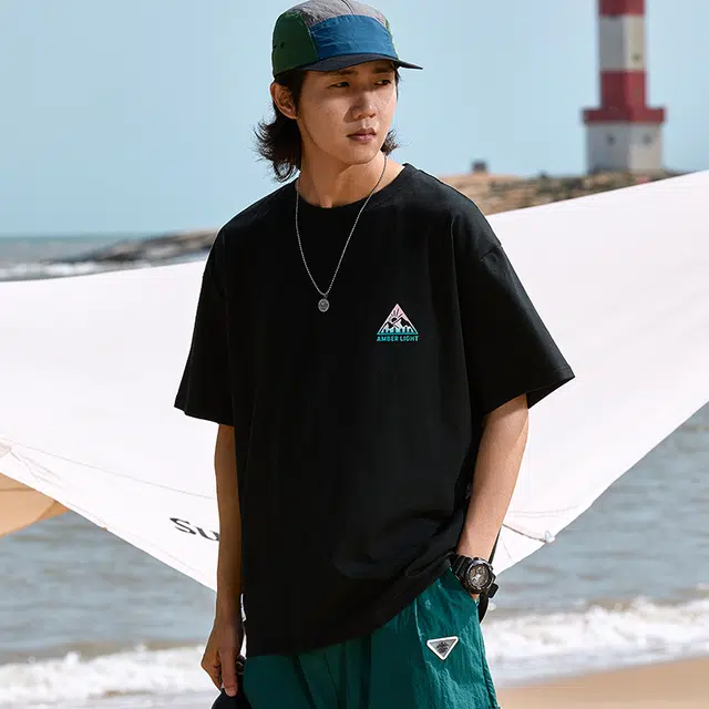 AMBER LIGHT T
