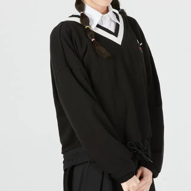 Puma Women Fashion V neck Sweatshirt