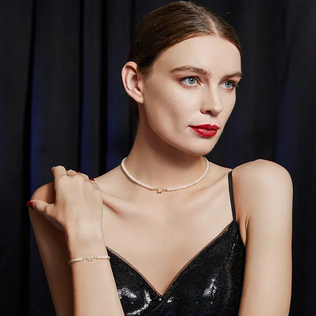 JAY choker