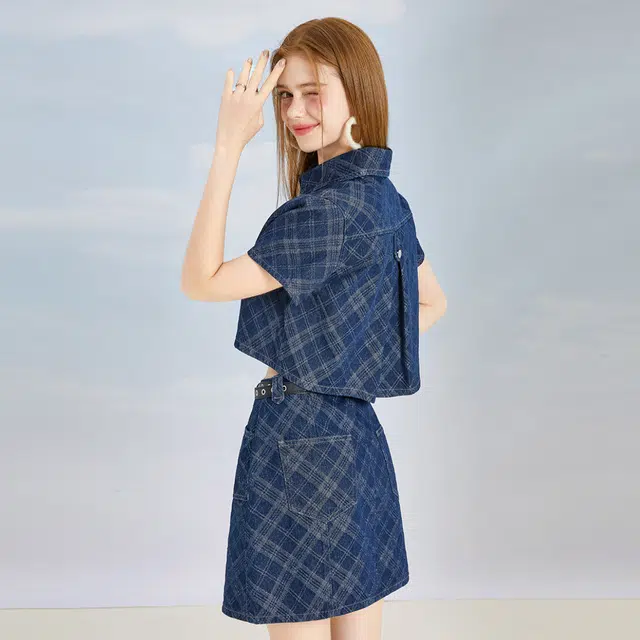 EPTISON WOMAN x SS22