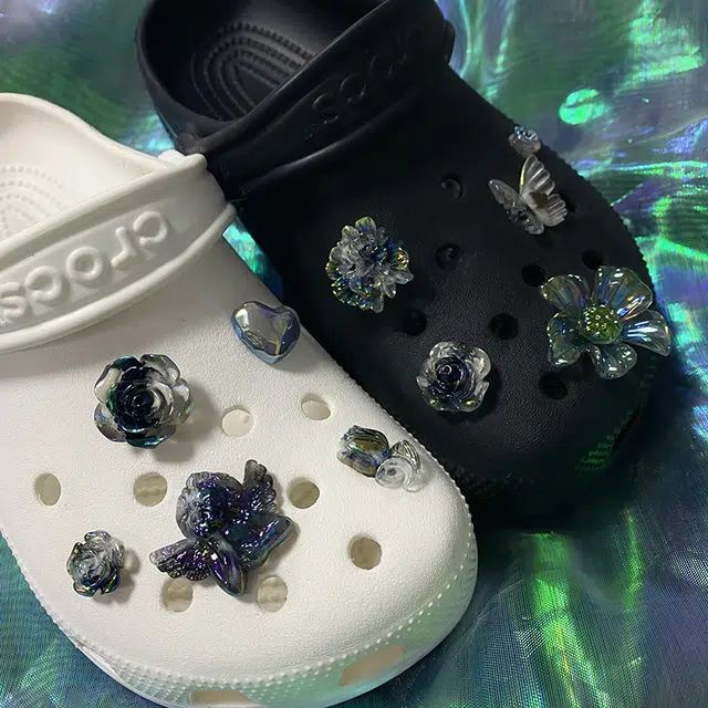 US8ACC crocs