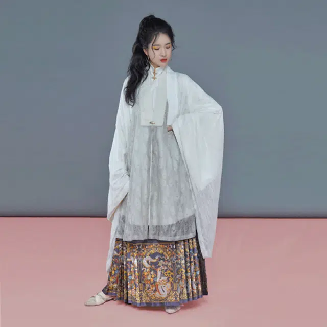 织造司 天鹅镜 民族风花型合身仿妆花织金马面半身裙日常百搭原创明制汉服 女款 莫兰迪灰