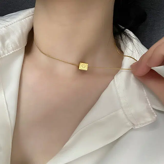 若觅 立体三角 三面几何造型 笑脸 银镀金 项链 男女同款情侣款