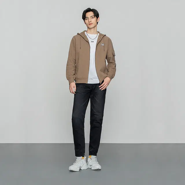 Lee SS22
