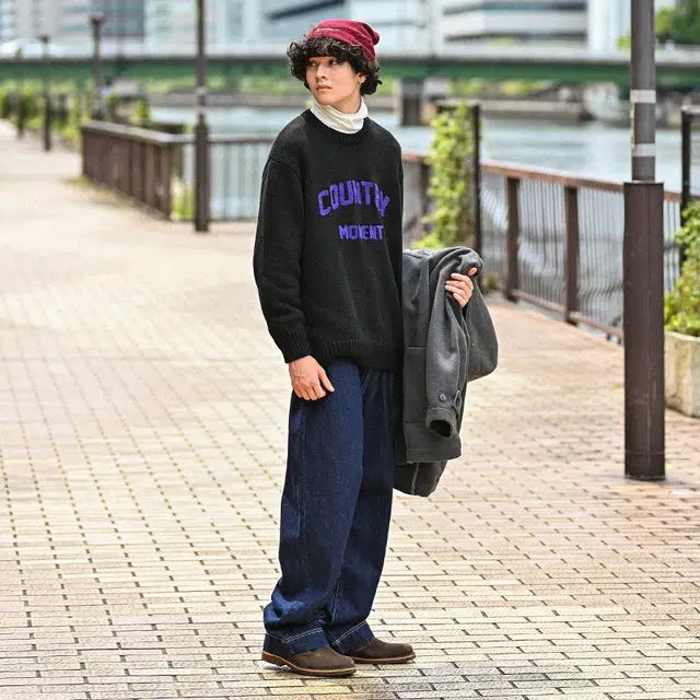 日系撞色毛巾刺绣圆领宽松毛衣 男款 黑色