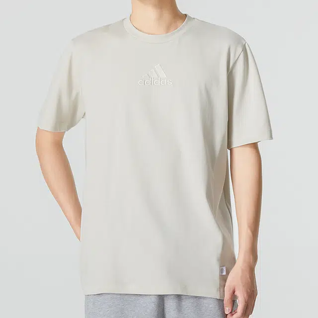 adidas LogoT