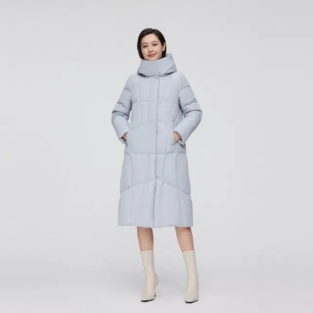 波司登 纯色绗缝立领连帽长款羽绒服 女款