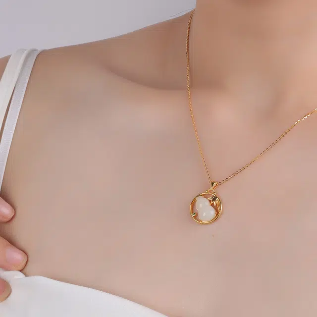 IS YOU 18K