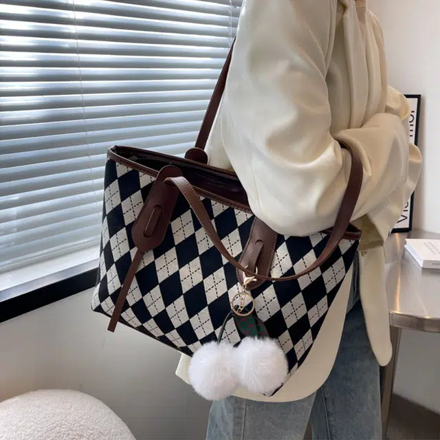 JANE KLAIN PU Tote