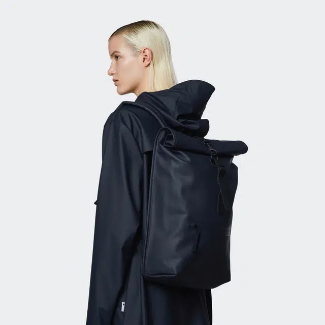 Rains Rolltop Rucksack 15