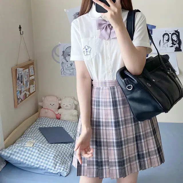 东鲸岁时记 日系格纹百褶半身裙 女款