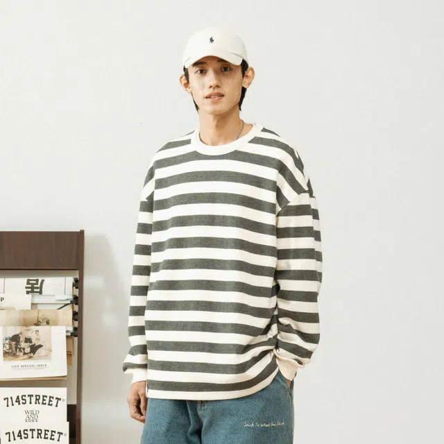 714STREET Retro Striped Long Sleeve Tee