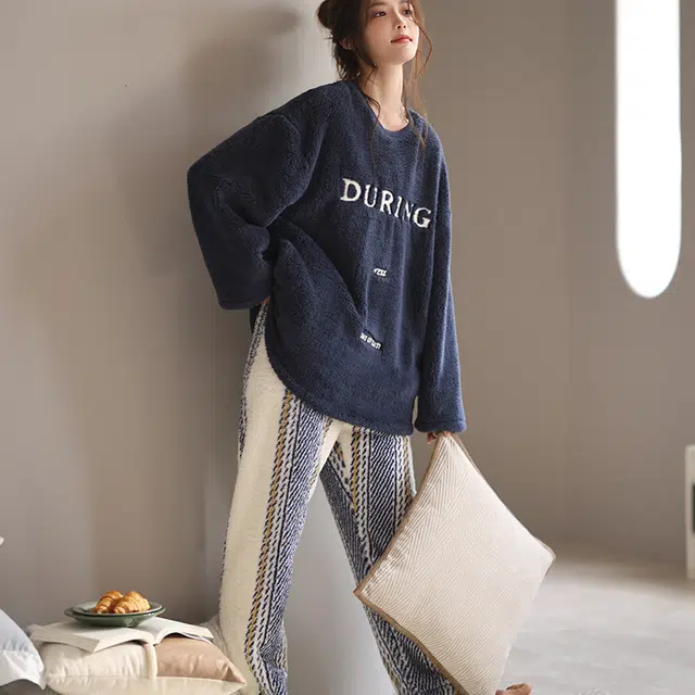可人儿 珊瑚绒睡衣 家居服套装 秋冬季 保暖加绒加厚 女款 藏青色