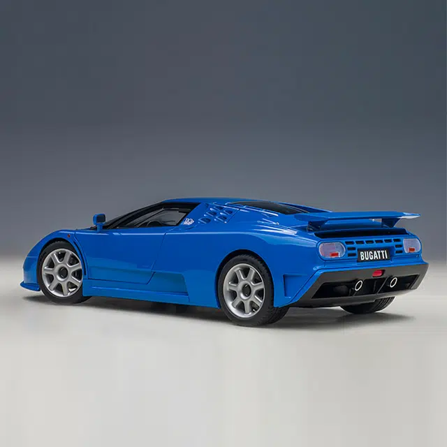 AUTOart 118 EB110 SS