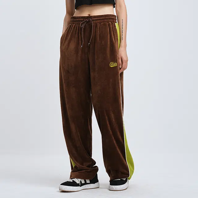 TURNTHETABLES FW22