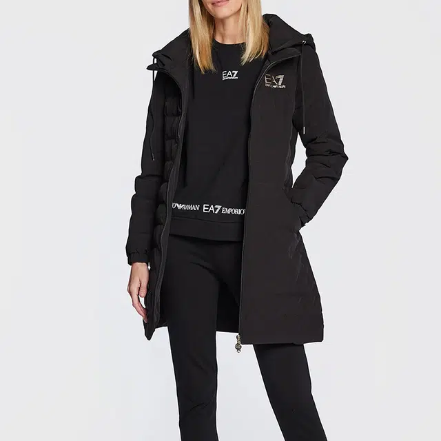 EMPORIO ARMANI EA7 Logo