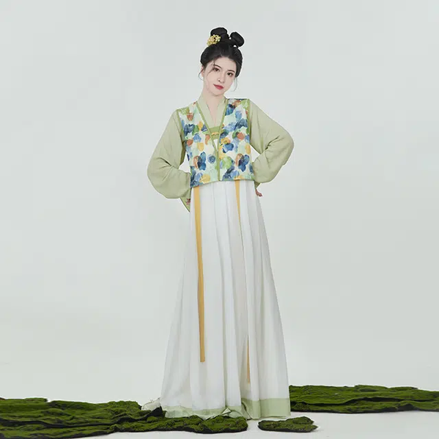 织造司 彩墨晕染图案唐制薄款唐褙子汉服 女款 绿色
