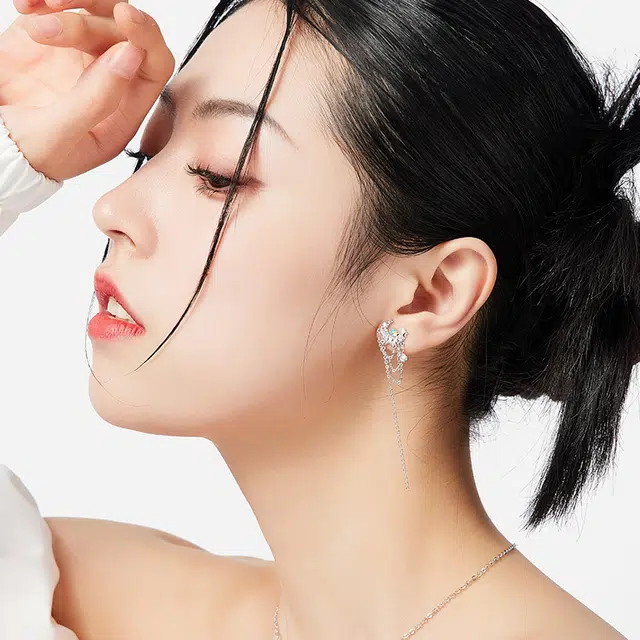 名工珠宝  月流流苏耳环女银耳坠时尚轻奢耳饰气质个性小众礼物