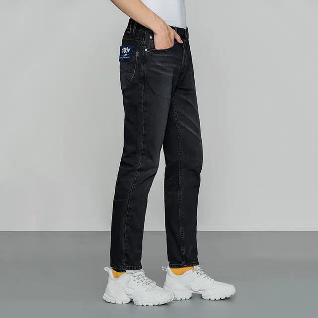 Lee SS22