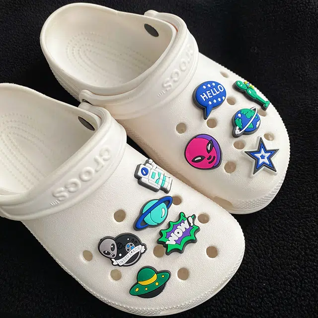 US8ACC UF0 crocsDIY