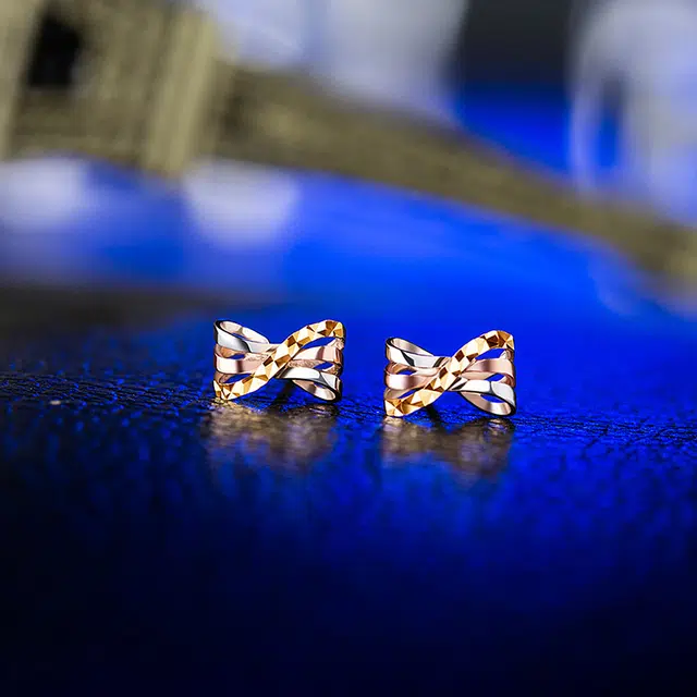IS YOU 18K