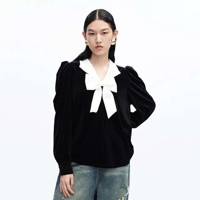 UOOYAA FW22 VT