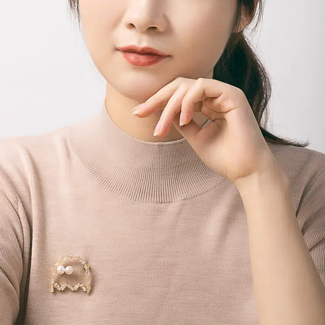 CLORIS YING
