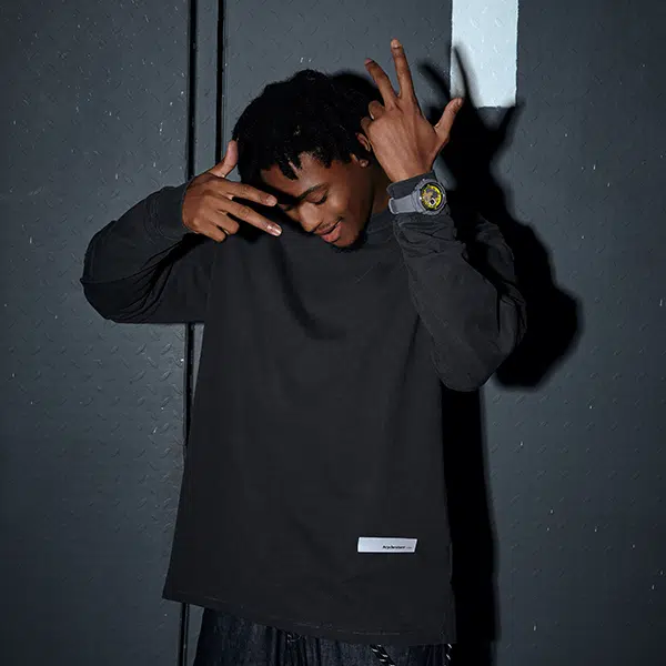 WUSSAVV DV02Y