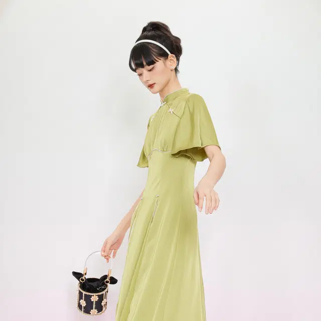 槿爷东方 法式纯色改良旗袍式立领高腰短袖连衣裙 浅绿色 夏天