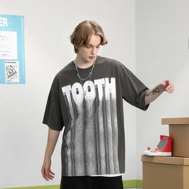 bt T