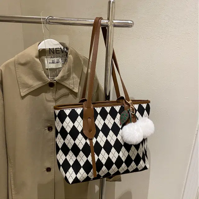 JANE KLAIN PU Tote