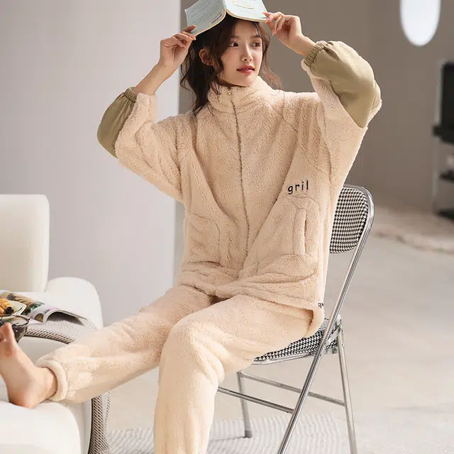 可人儿 珊瑚绒睡衣家居服套装 秋冬季 保暖加绒加厚 运动拉链款 女款 米白色
