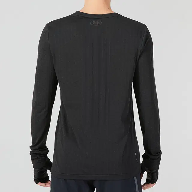 Under Armour T