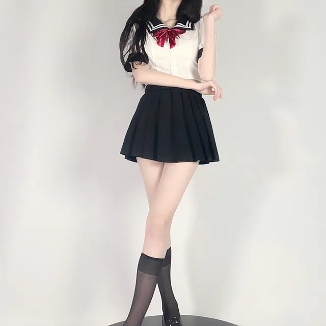 九条喵 撞色水手领蝴蝶结短款百褶裙制服套装 女款