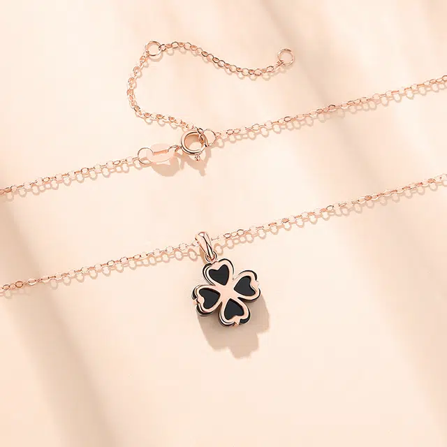HOLLY RYAN 18K