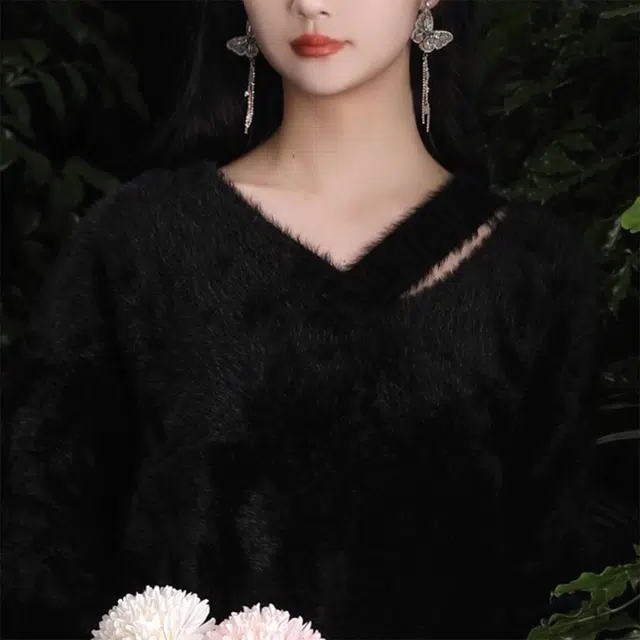 v