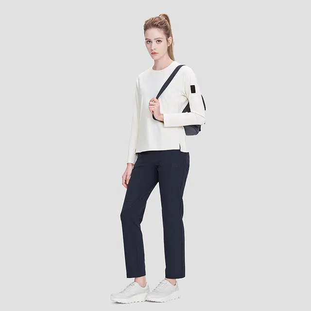 DESCENTE Sport style