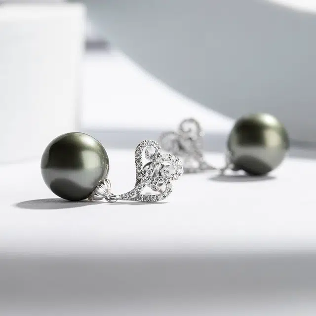 CLORIS YING 18k 9-10mm